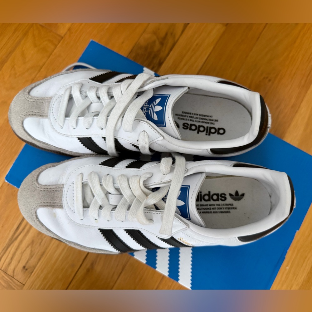 adidas Samba Leather Sneakers in White and Black with Suede Toe, great condition - Picture 2 of 5